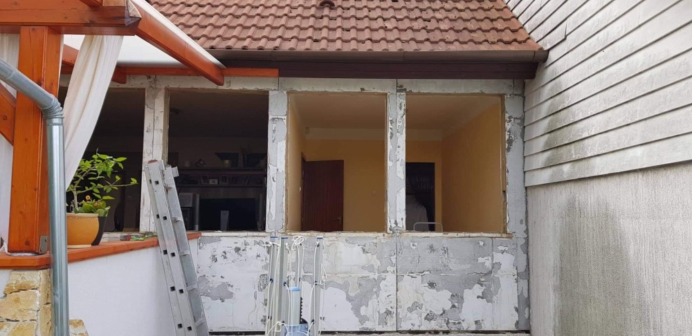 műanyag ajtó, műanyag ablak, műanyag redőny, alumínium redőny